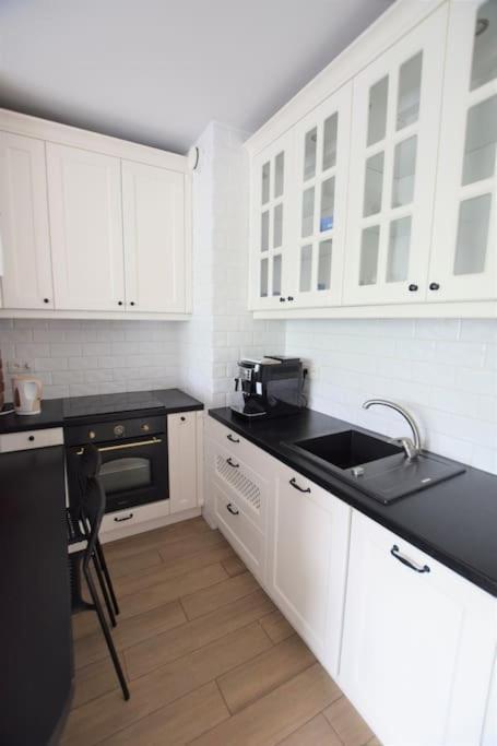 Apartament Z Podziemnym Parkingiem Ulica Wroclawska คราคูฟ ภายนอก รูปภาพ